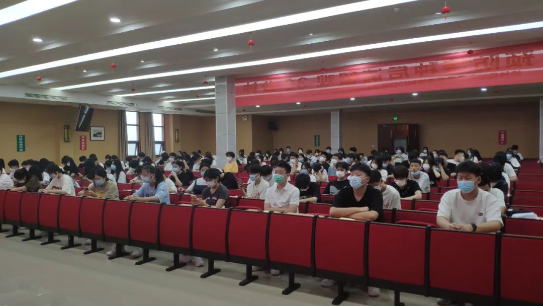 精兵強(qiáng)院 揚(yáng)帆起航| 鄭州西區(qū)中醫(yī)院組織開展2022年實習(xí)生崗前培訓(xùn)