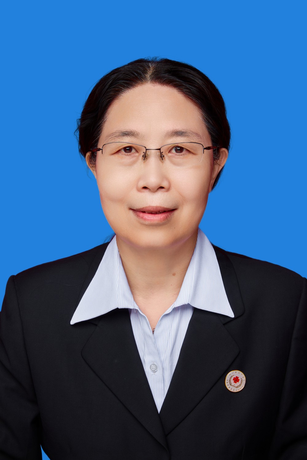 韓麗婷-副院長、副主任醫(yī)師、中共黨員